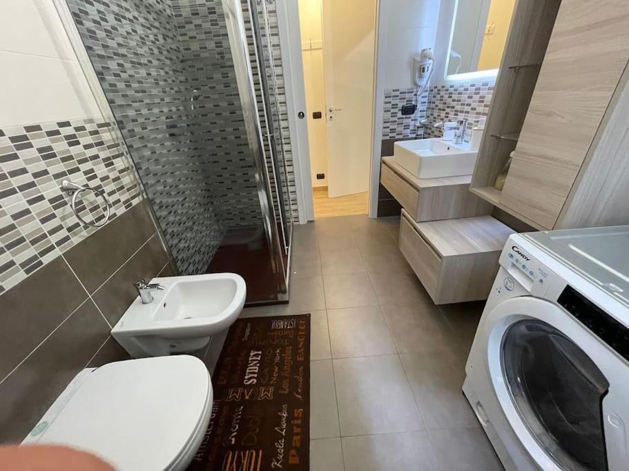 Nel Quartiere Bayres Suite Completamente Rinnovata Μιλάνο Εξωτερικό φωτογραφία