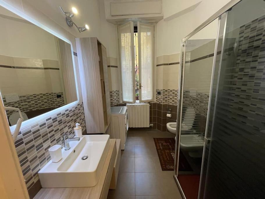 Nel Quartiere Bayres Suite Completamente Rinnovata Μιλάνο Εξωτερικό φωτογραφία